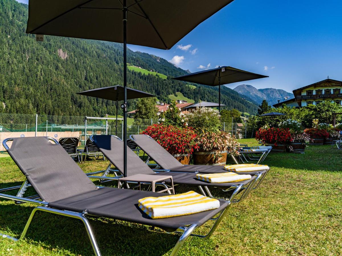 Happy Stubai Hotel Neustift im Stubaital Ngoại thất bức ảnh