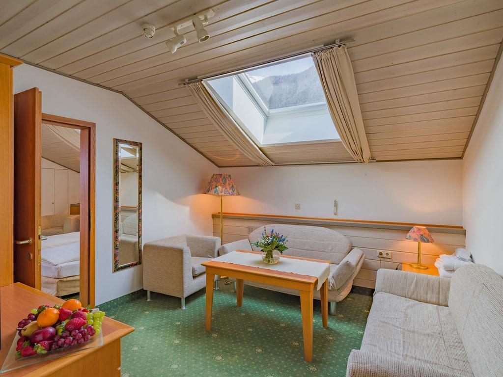Happy Stubai Hotel Neustift im Stubaital Ngoại thất bức ảnh