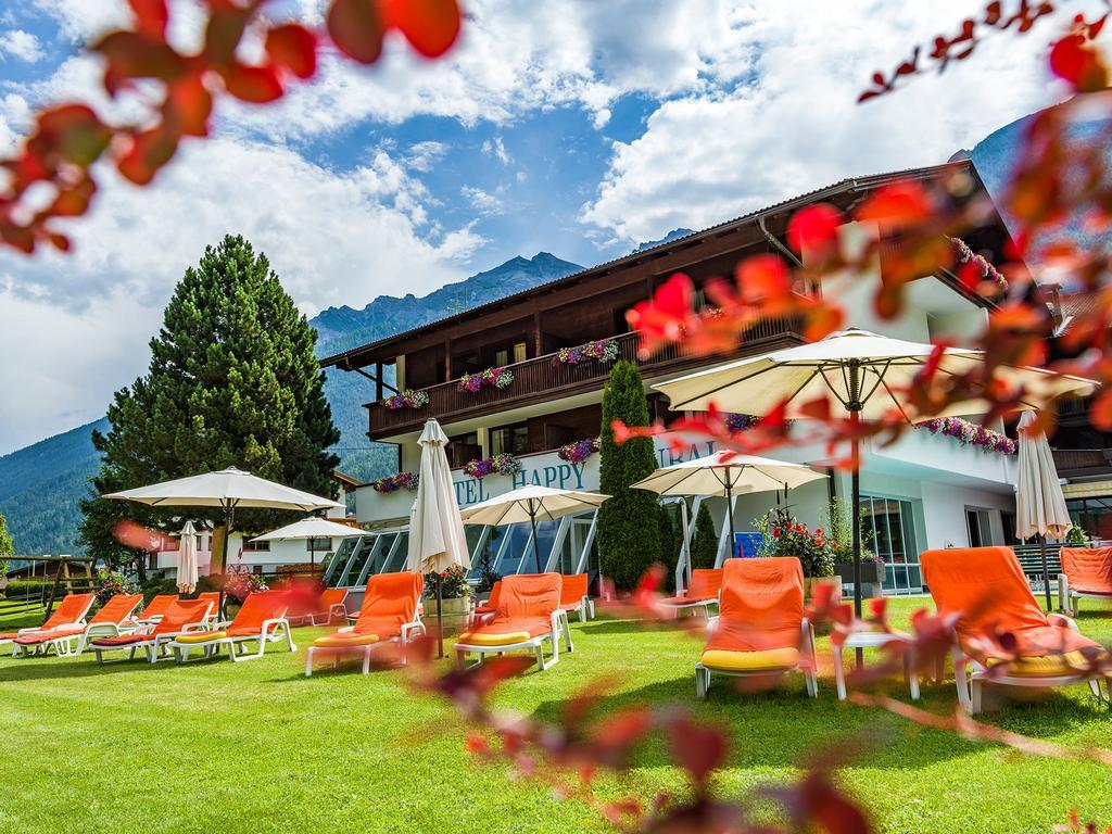 Happy Stubai Hotel Neustift im Stubaital Ngoại thất bức ảnh
